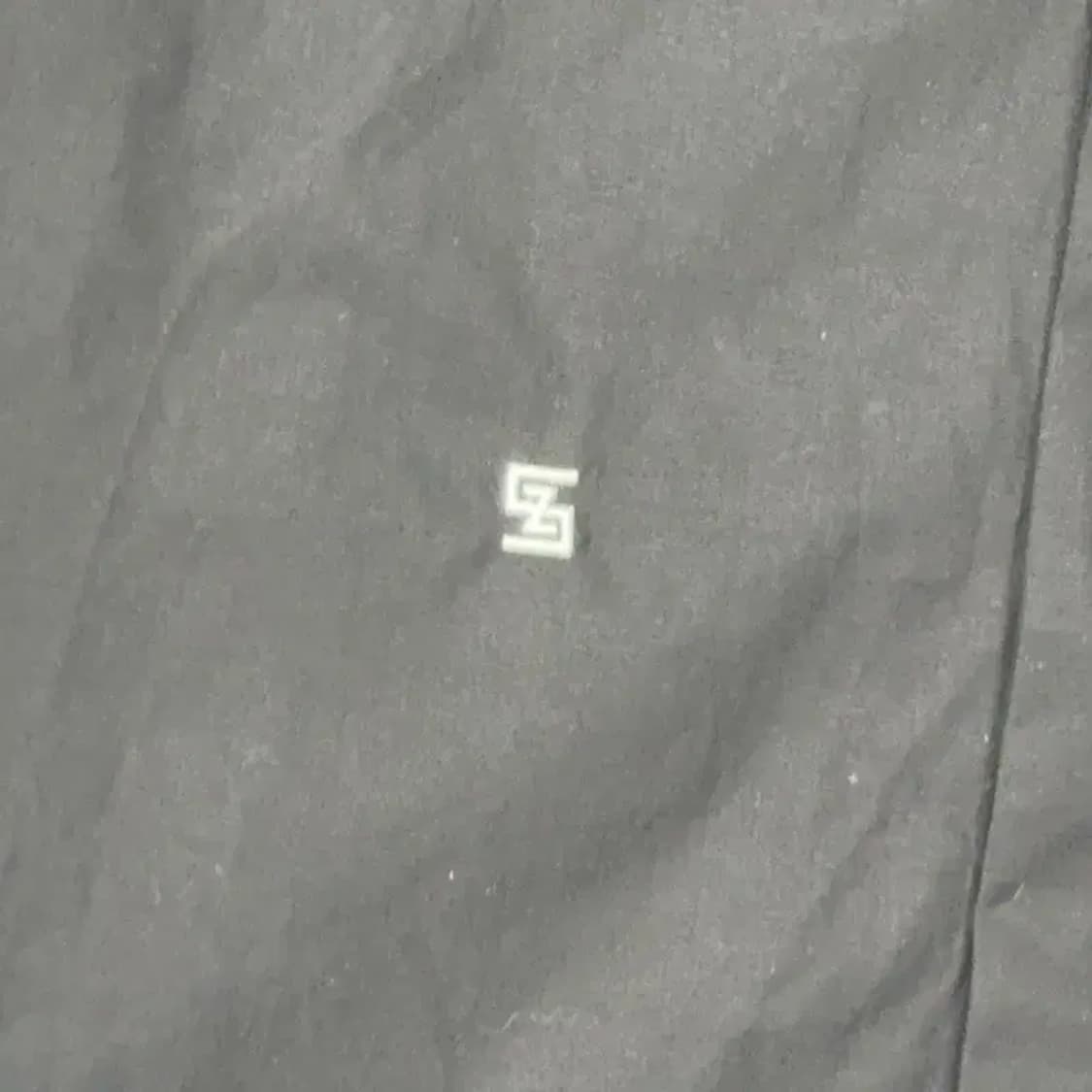 송지오옴므 18SS 백프린팅 블랙 셔츠 95 상품이미지3