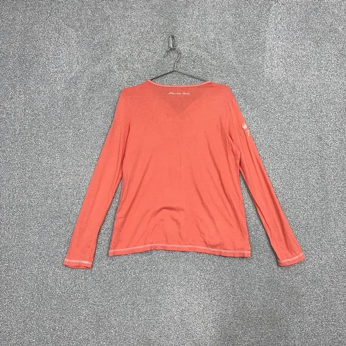 써스데이아일랜드 자수 코랄 긴팔티 95 상품이미지2