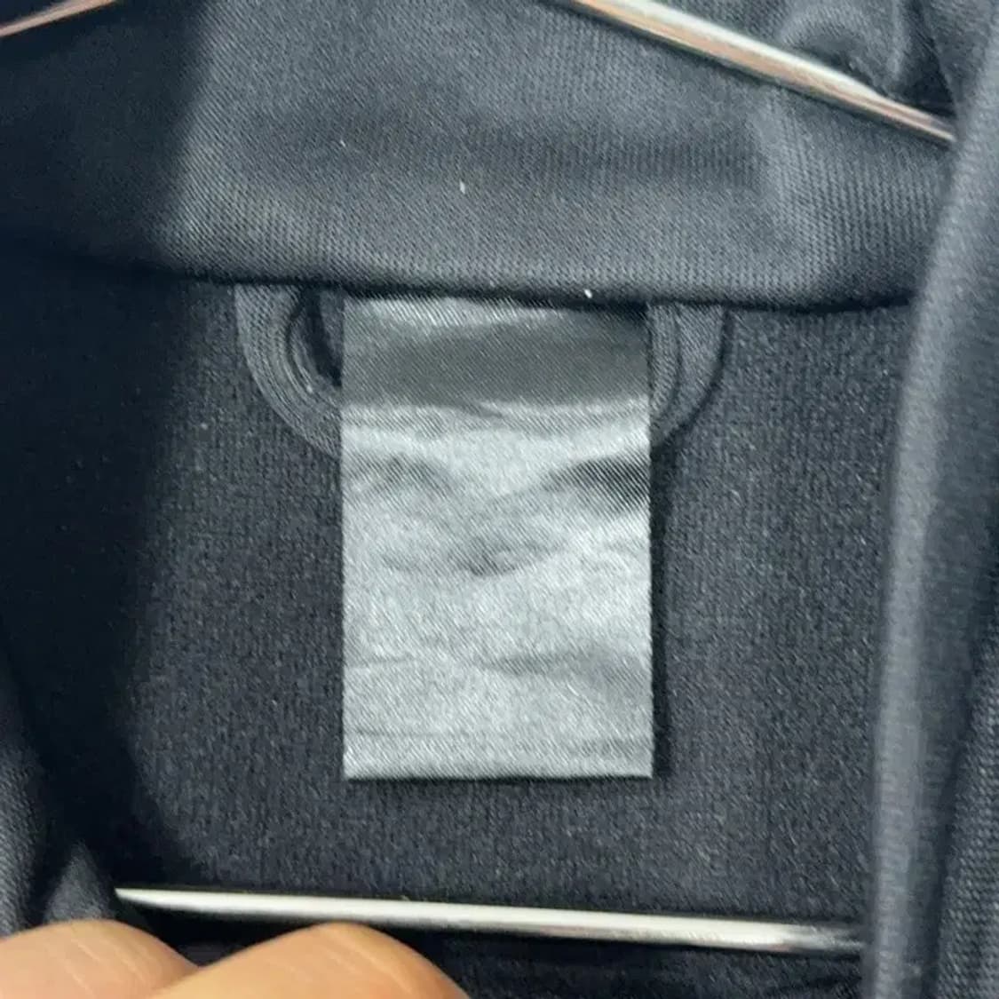 아디다스 로고 검흰 트랙탑 100 상품이미지4