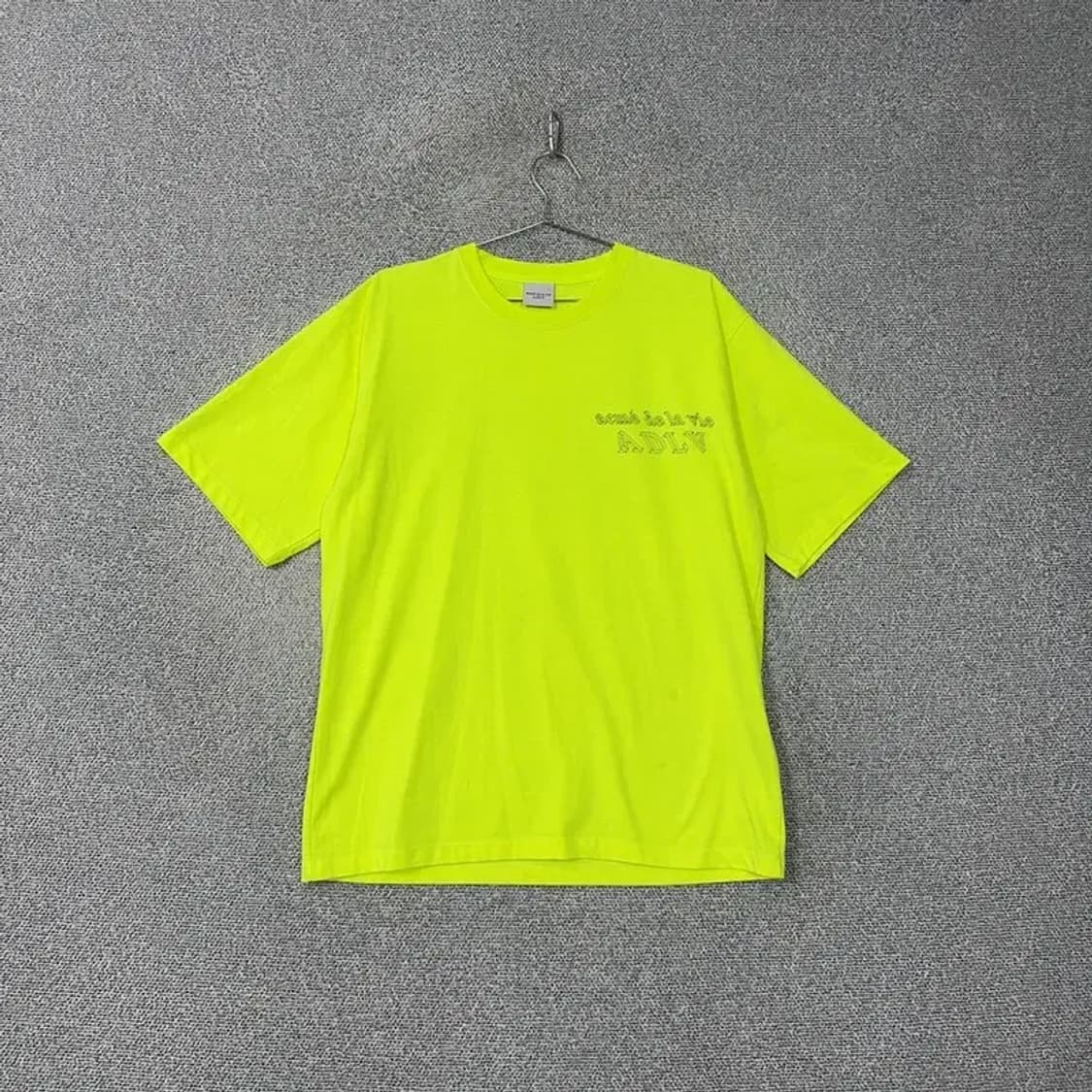 ADLV 형광 로고 반팔티 1 상품이미지1