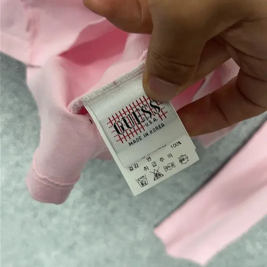 게스 연핑크 슬리브 긴팔티 100 상품이미지4