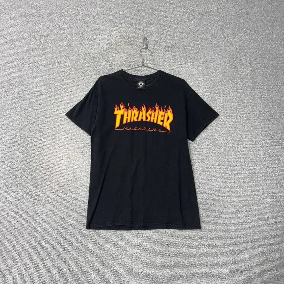 트래셔 불꽃로고 반팔티 M 상품이미지1