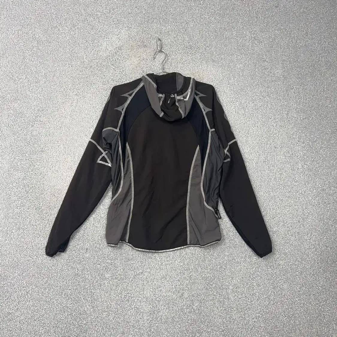 몬츄라 기능성 바람막이 M 상품이미지2