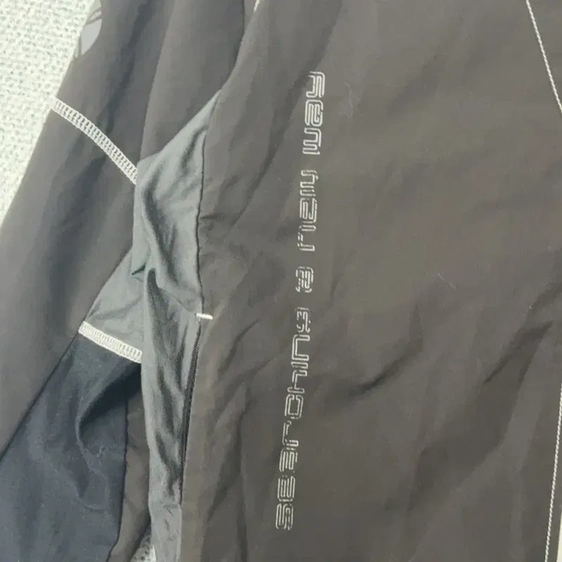 몬츄라 기능성 바람막이 M 상품이미지3