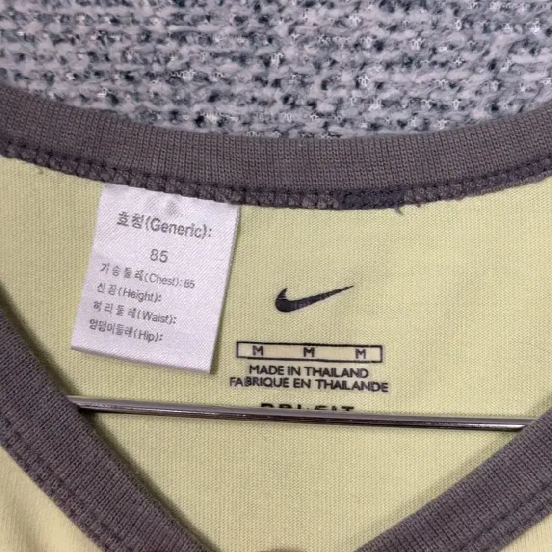 나이키 Y2K 옐로우 반팔티 M 상품이미지5