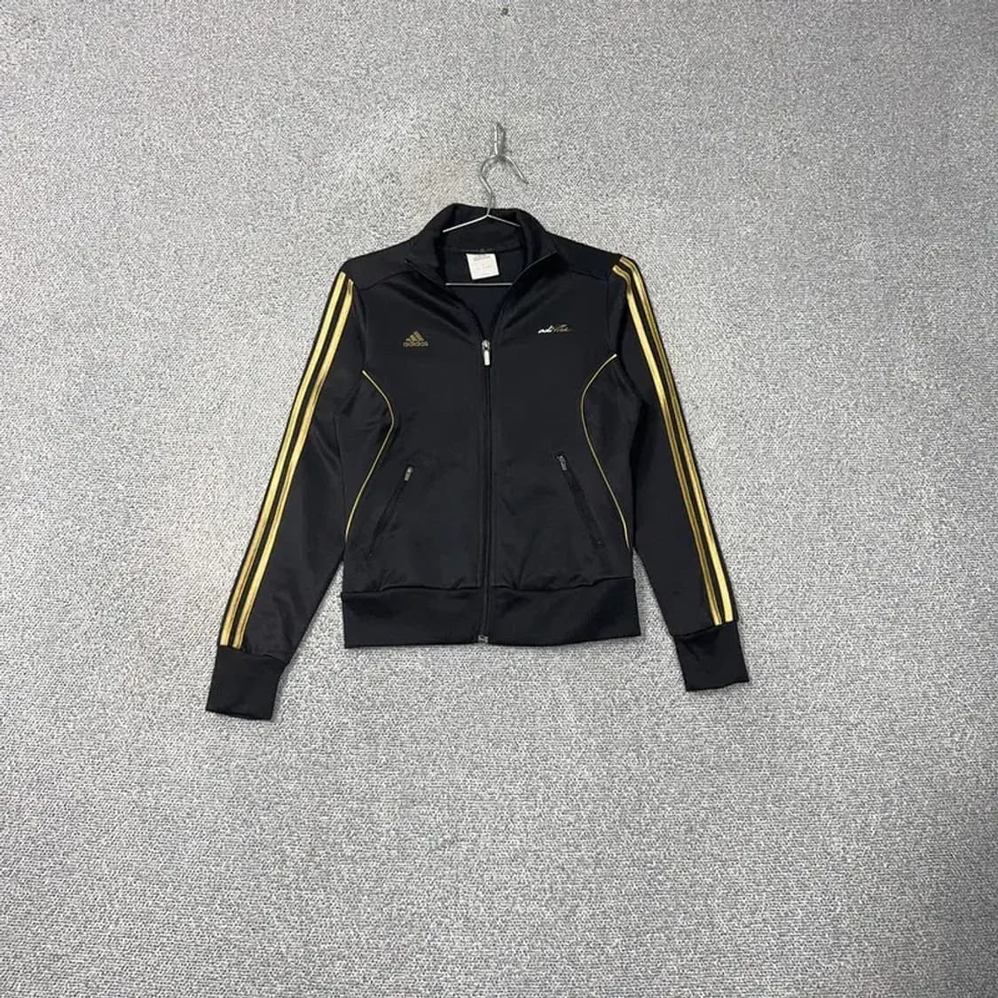 아디다스 검금 유로파 트랙탑 M 상품이미지1