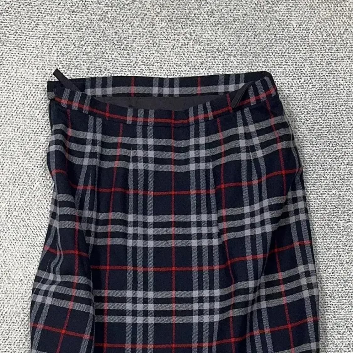 버버리 체크 스커트 25 상품이미지3
