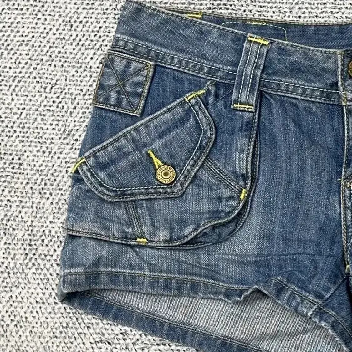 리바이스 빈티지 엘로우 버튼 반바지 26 상품이미지3