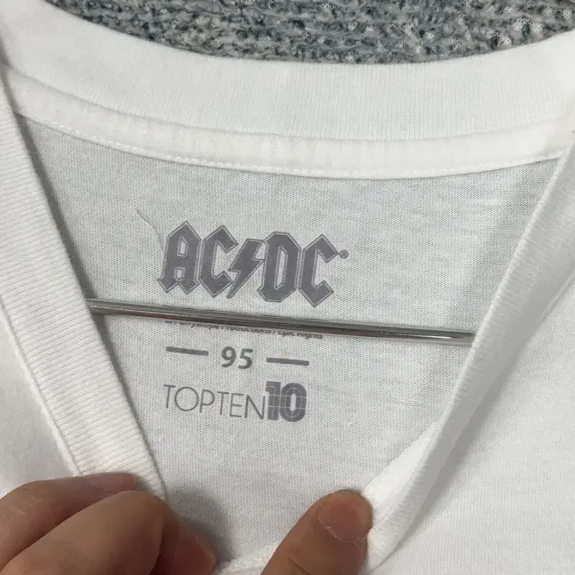 ACDC 프린팅 화이트 반팔티 95 상품이미지4