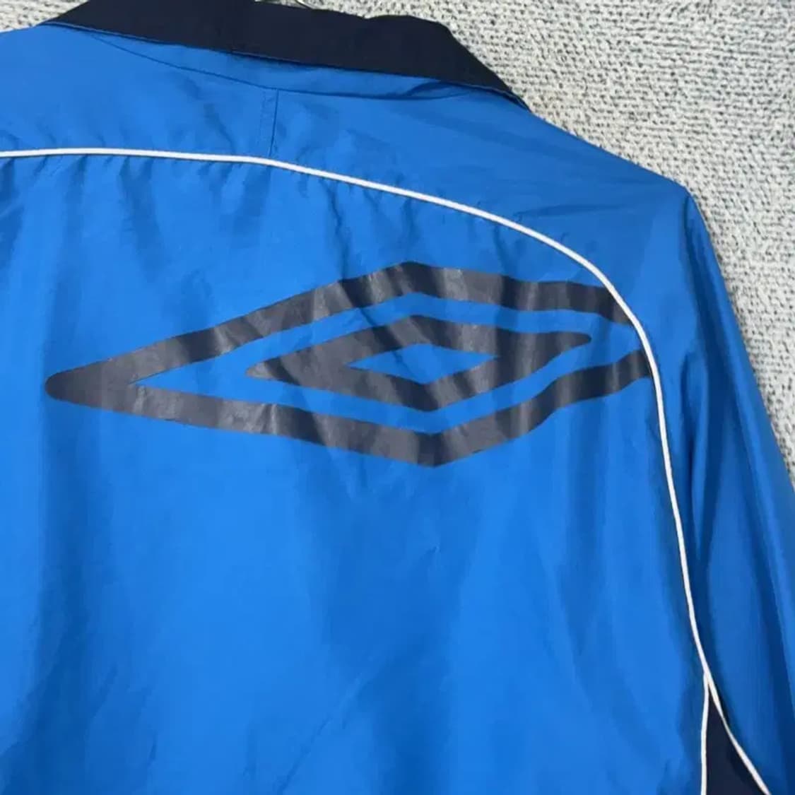 엄브로 블루 바람막이 L 상품이미지6