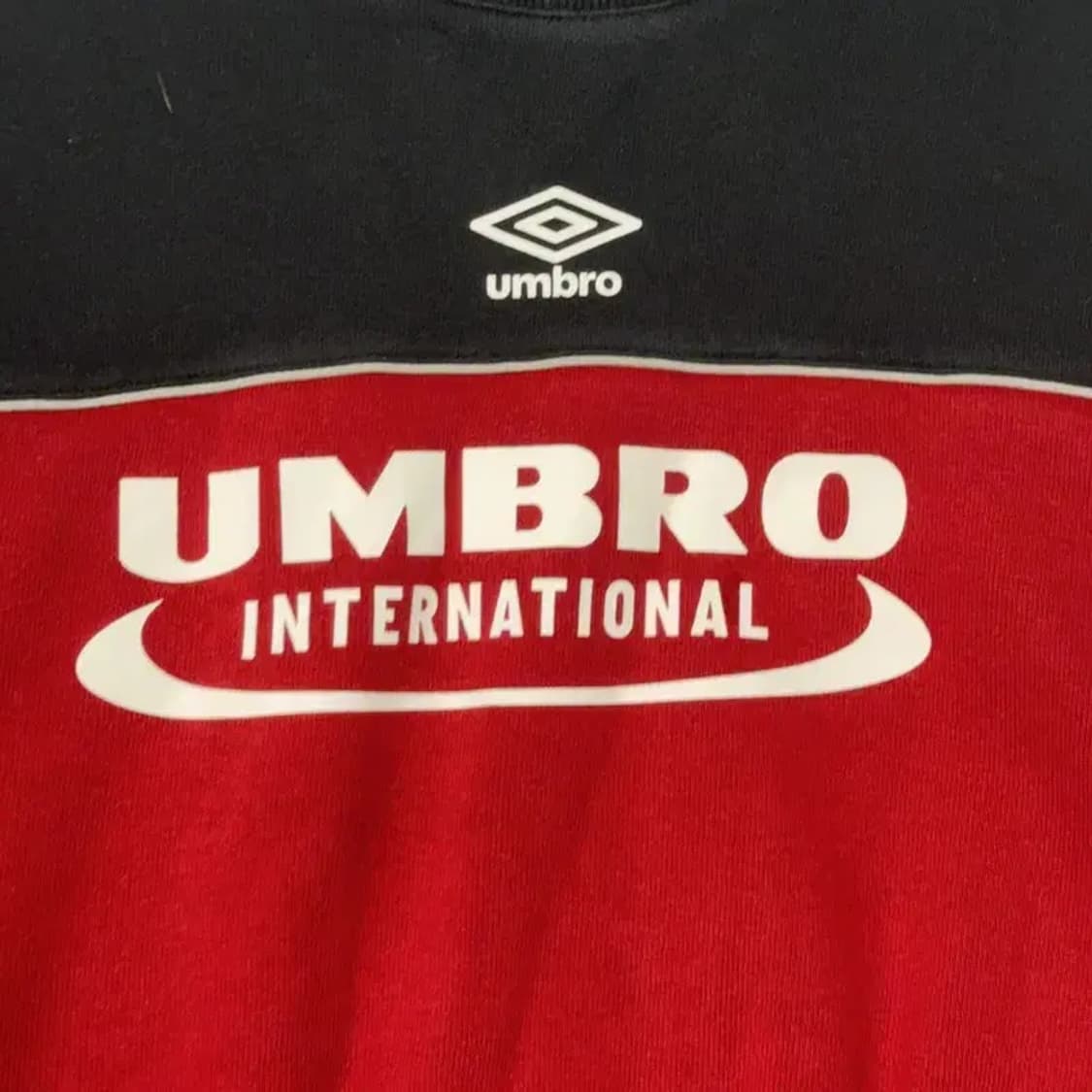 엄브로 투톤 프린팅 맨투맨 90 상품이미지3