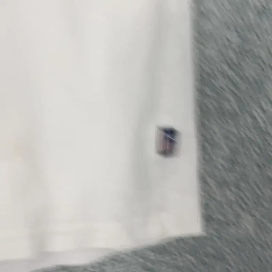 예일 캐주얼 로고 화이트 반팔티 L 상품이미지3