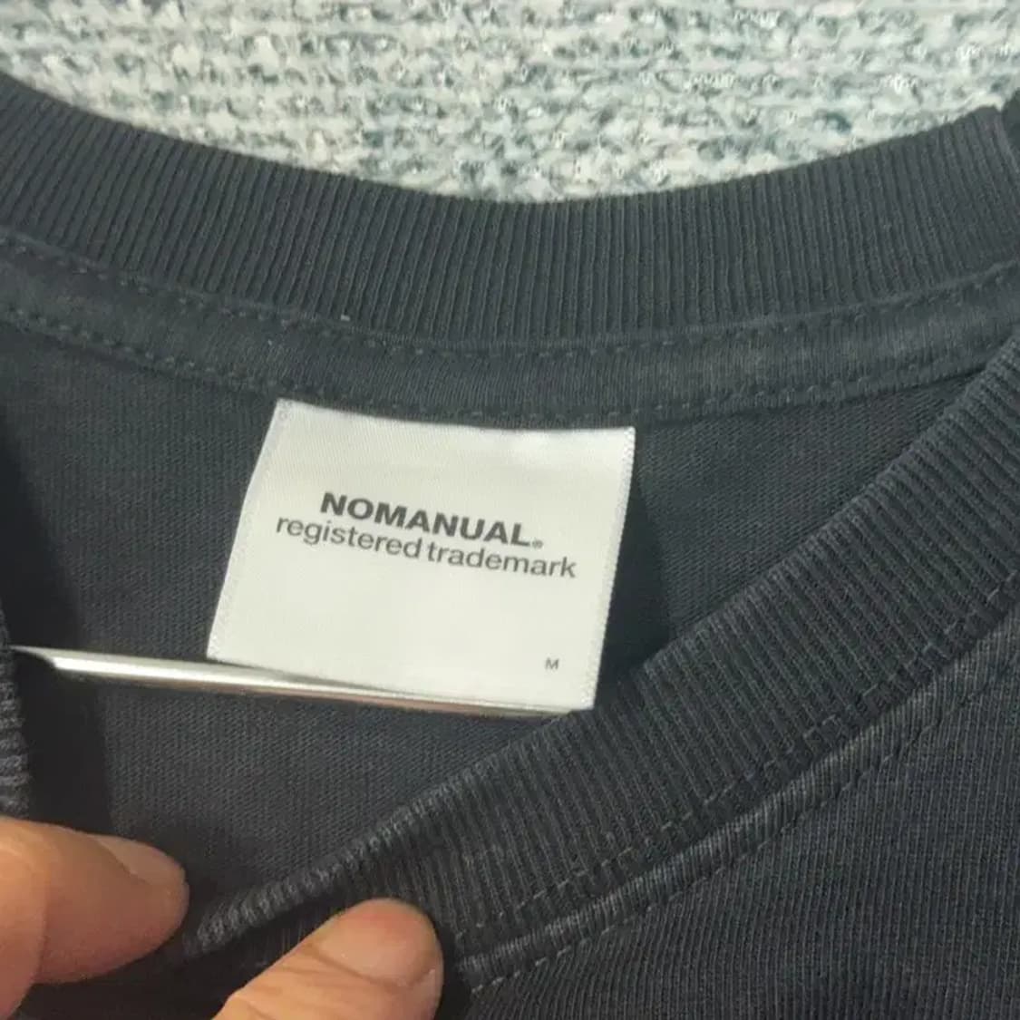 노매뉴얼 프린팅 블랙 반팔티 M 상품이미지4