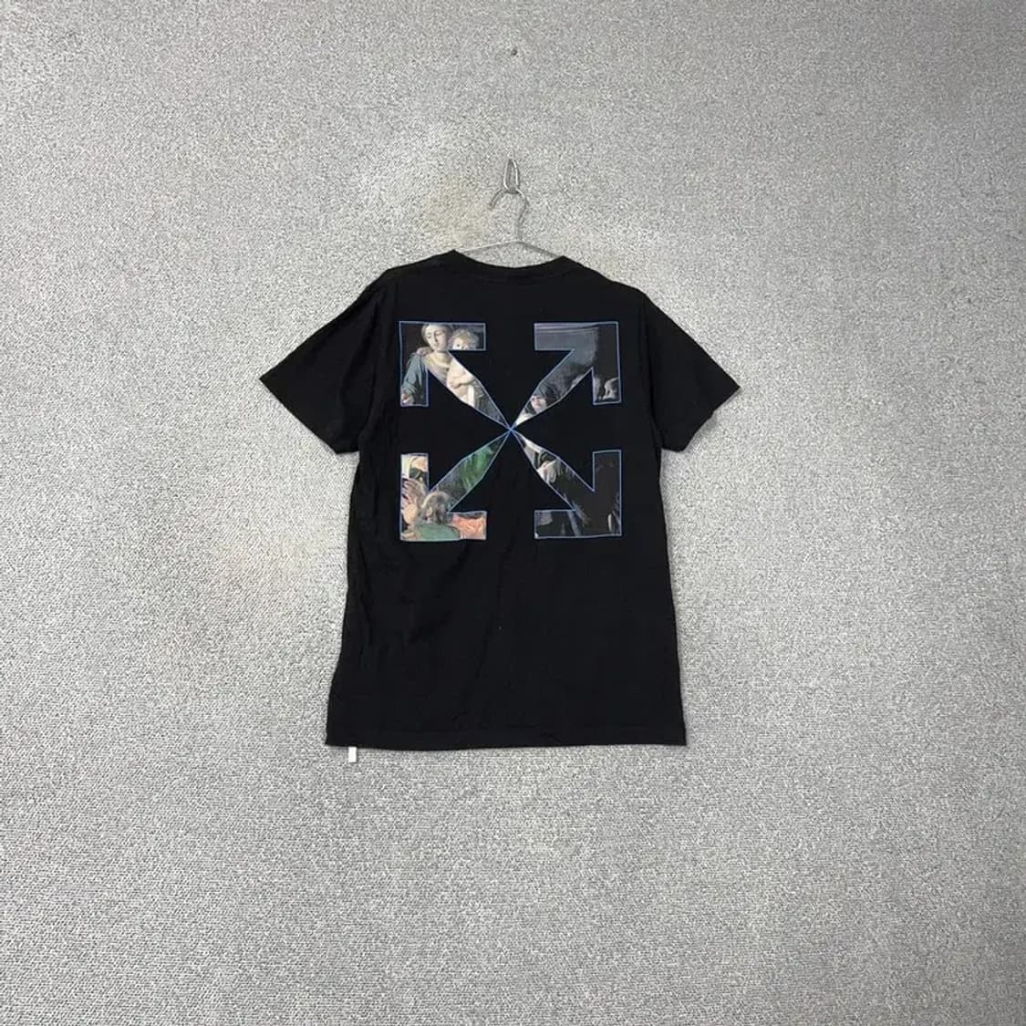 오프화이트 카라바조 프린팅 반팔티 M 상품이미지2