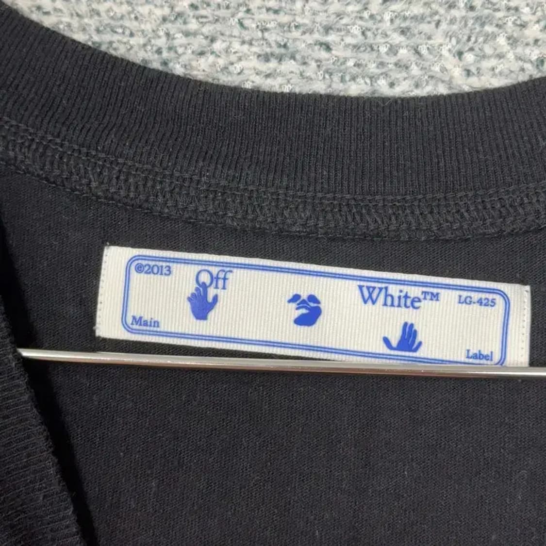 오프화이트 카라바조 프린팅 반팔티 M 상품이미지5