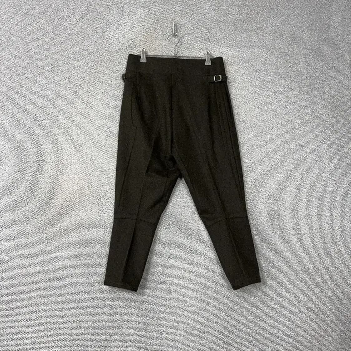 미우미우 이태리 테이퍼드 버튼 슬랙스 36 상품이미지2