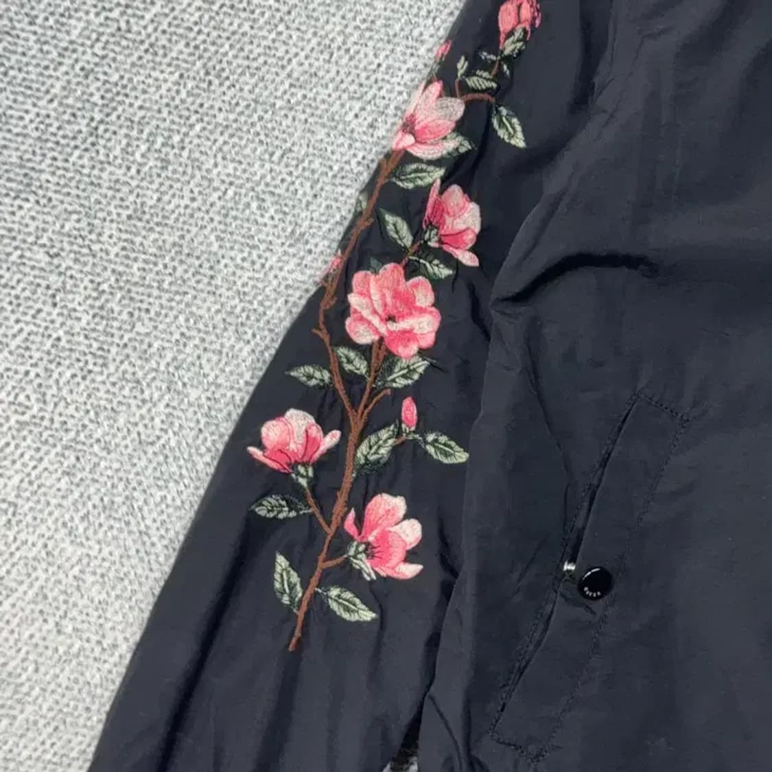 게스 빈티지 플라워 자수 블루종 XS 상품이미지3