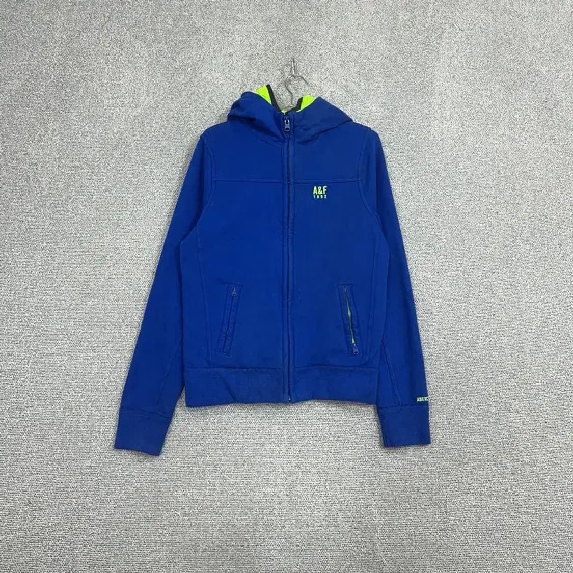 아베크롬비 형광로고 블루 후드집업 M 상품이미지1