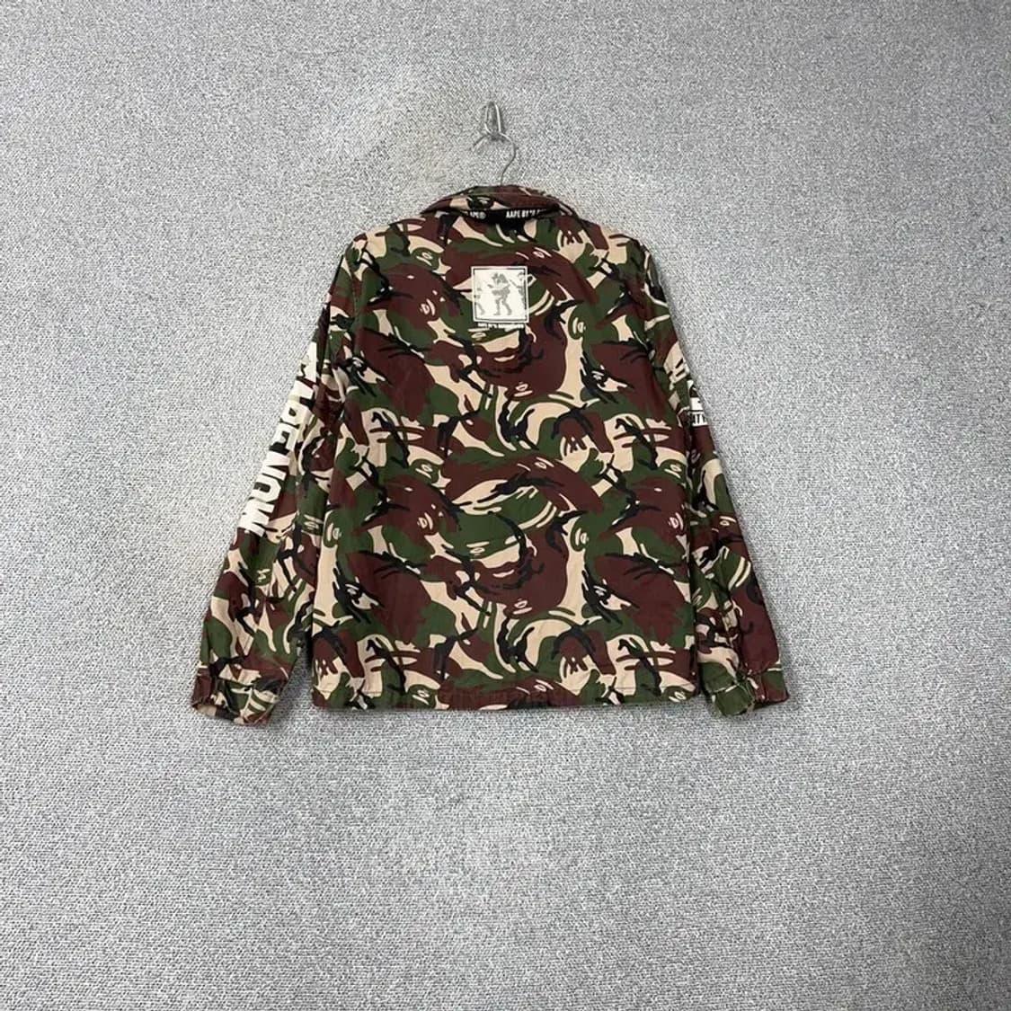 베이프 에이프 밀리터리 카모 자켓 L 상품이미지2