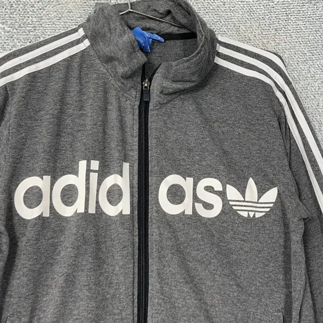 아디다스 스펠로고 그레이 삼선 트랙탑 저지 L 상품이미지3