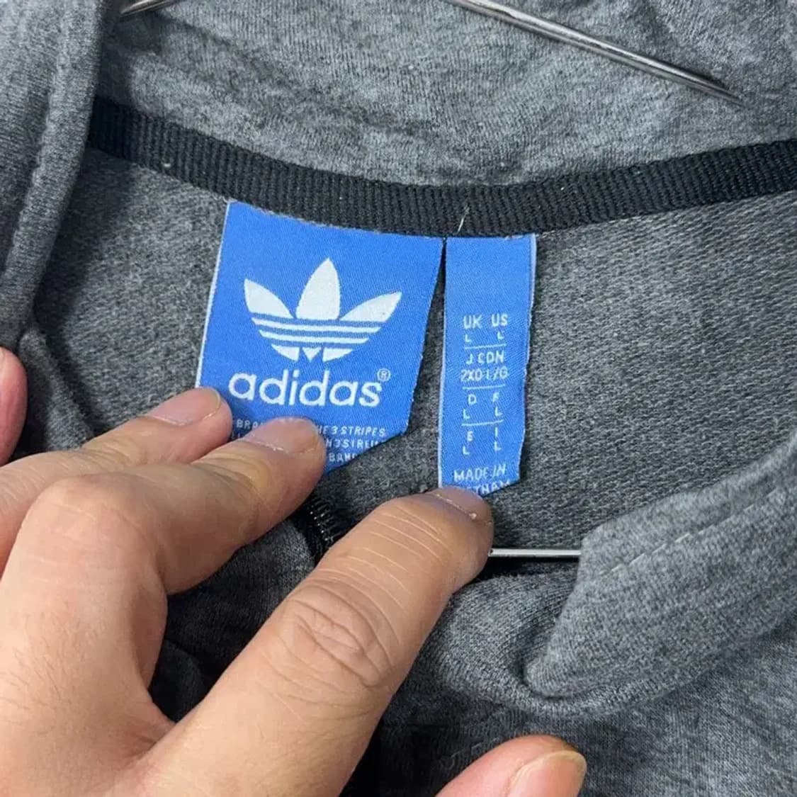 아디다스 스펠로고 그레이 삼선 트랙탑 저지 L 상품이미지4