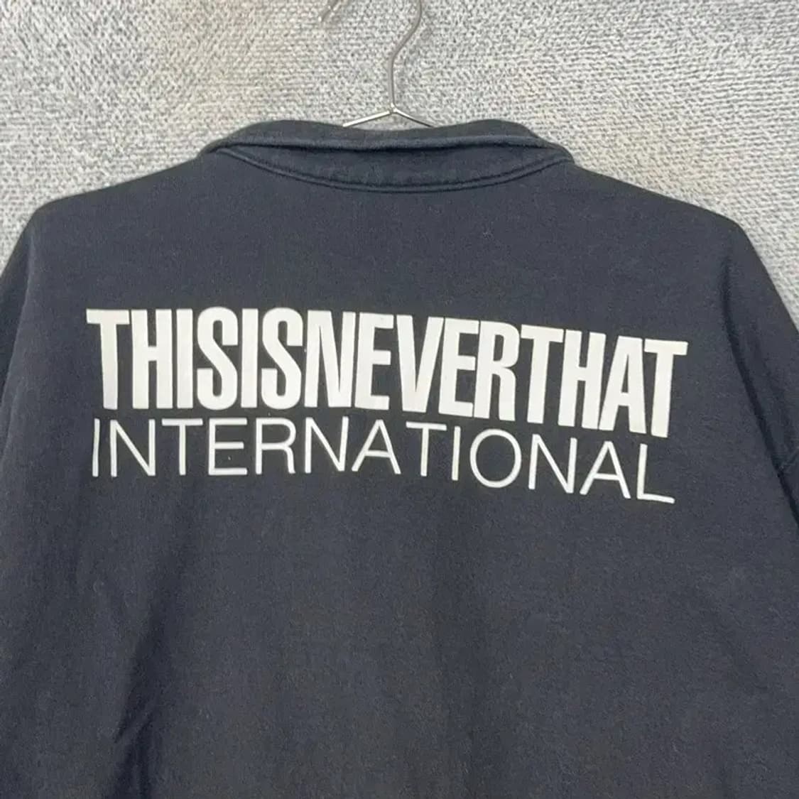 디스이즈네버댓 스펠로고 반집업 맨투맨 L 상품이미지4