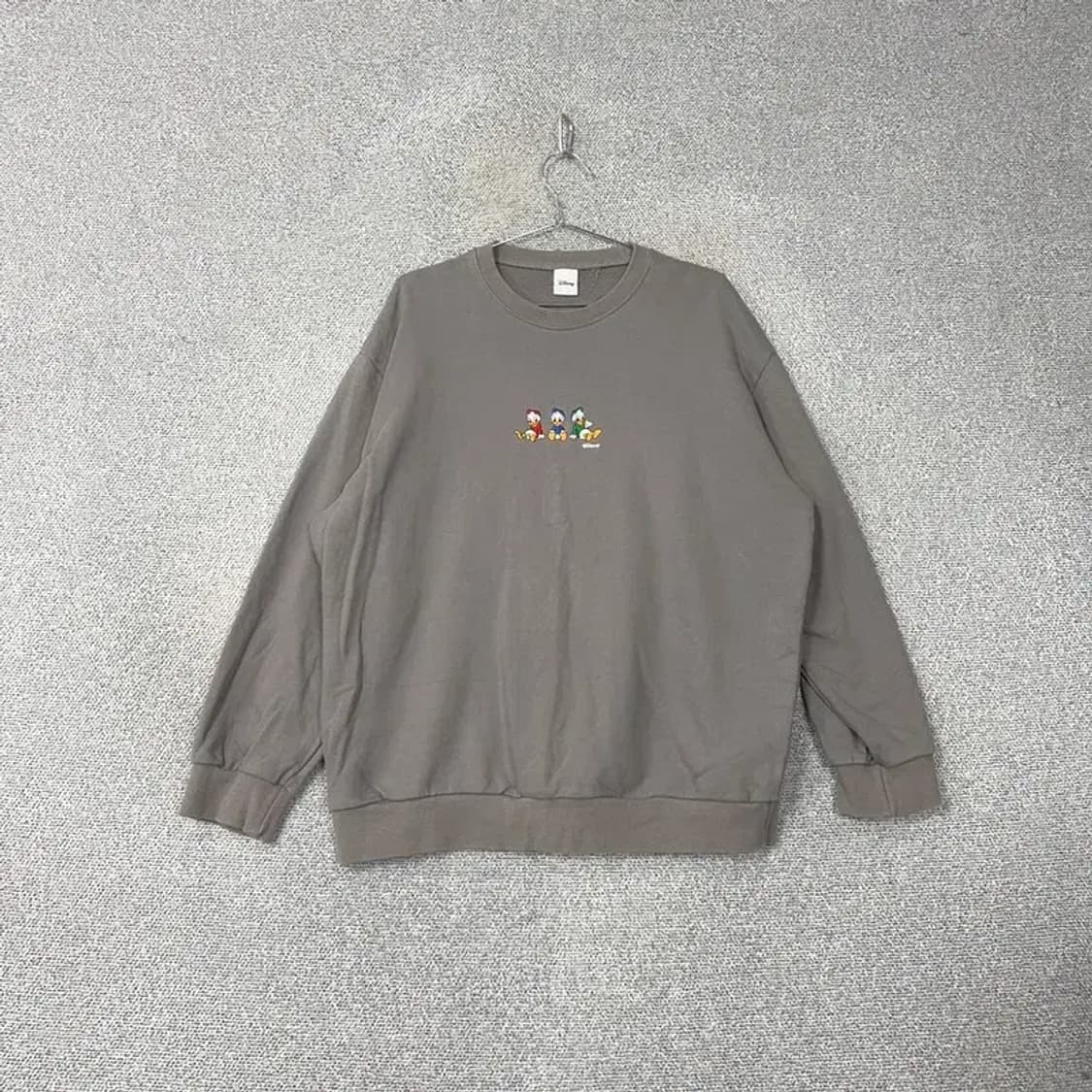 디즈니 도날드덕 자수 로고 그레이 오버핏 맨투맨 L 상품이미지1