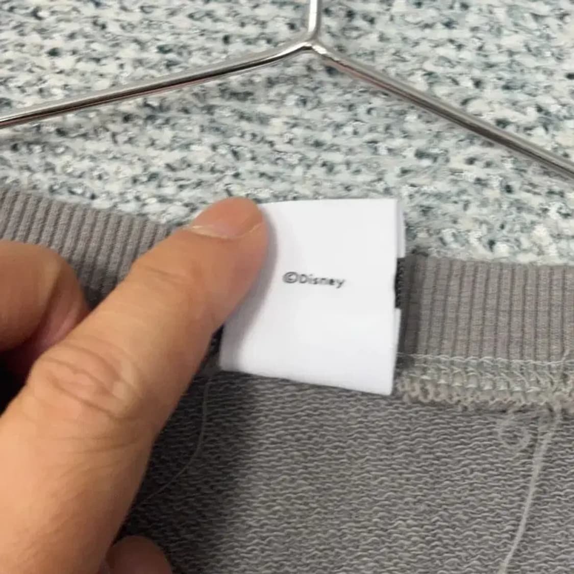 디즈니 도날드덕 자수 로고 그레이 오버핏 맨투맨 L 상품이미지4