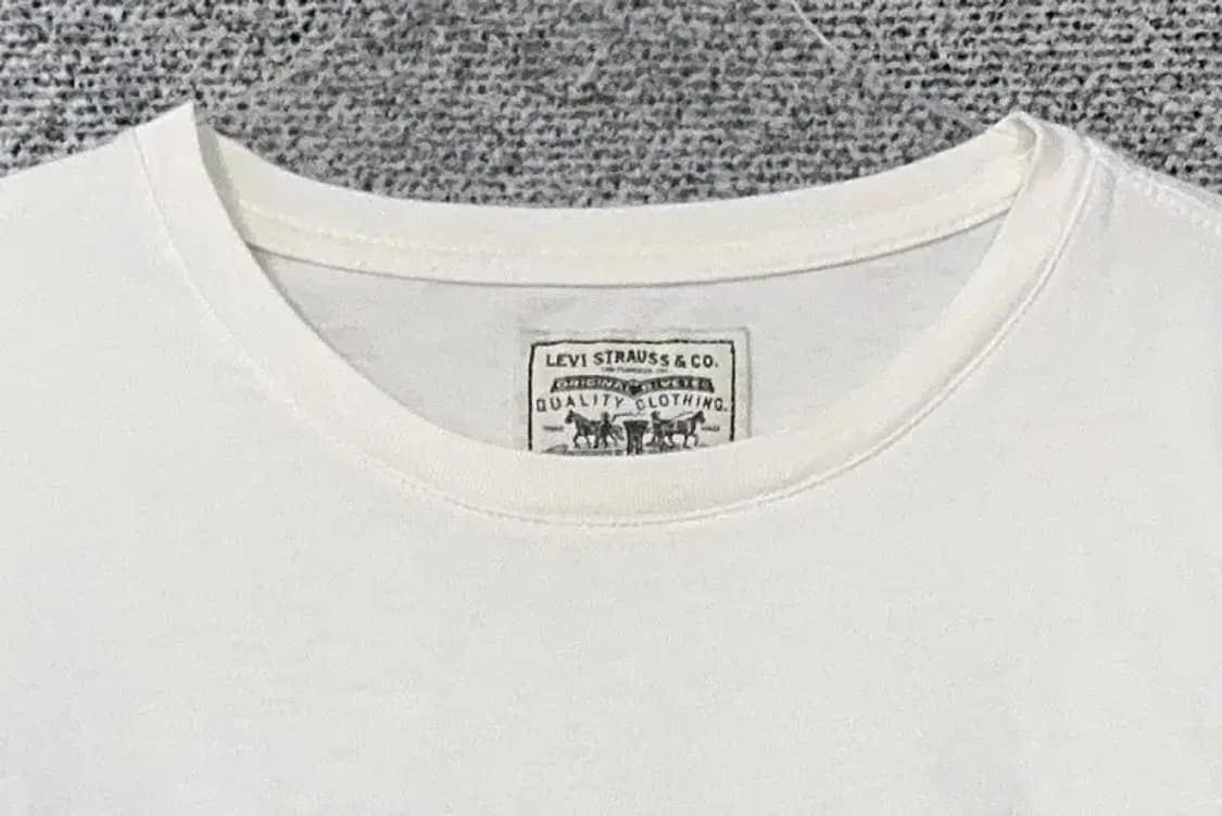 리바이스 프린팅 화이트 슬리브 긴팔티 L 상품이미지5