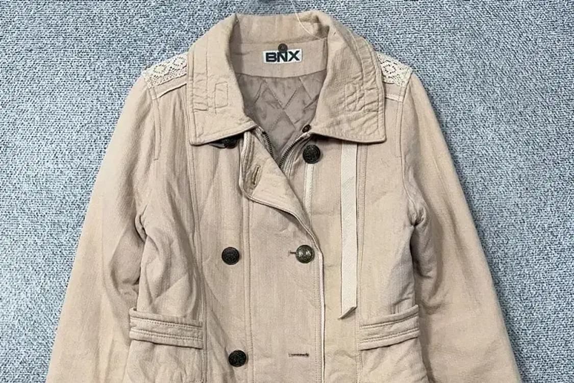 BNX 빈티지 베이지 버튼 사파리 견장 자수 트렌치 코트 S 상품이미지3