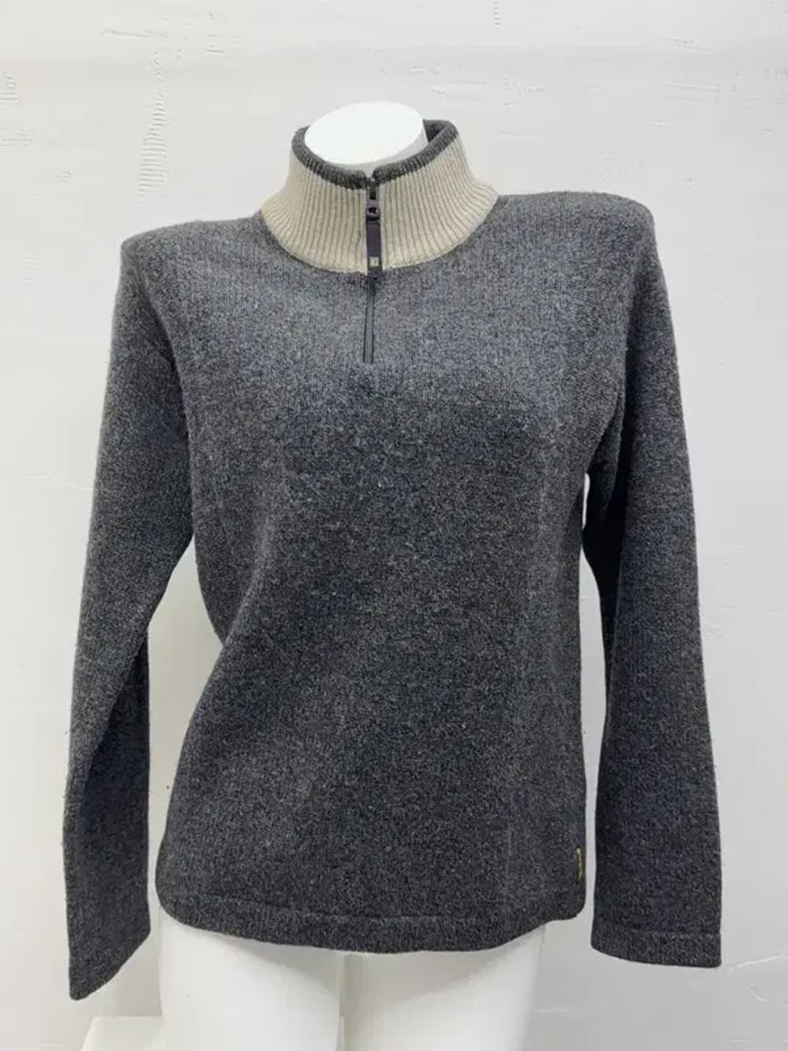 알마니 진스 그레이 니트 S 상품이미지1