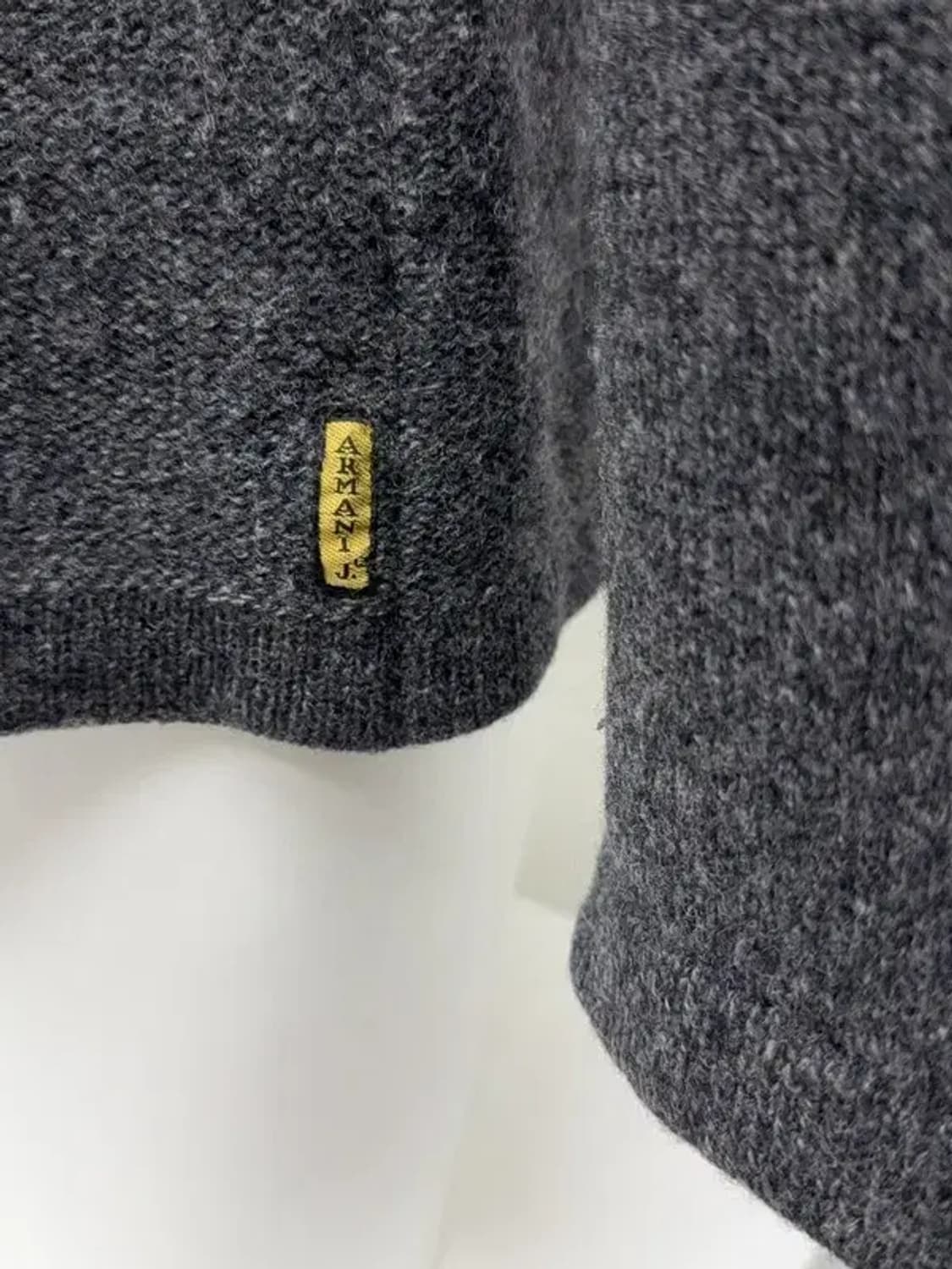알마니 진스 그레이 니트 S 상품이미지9