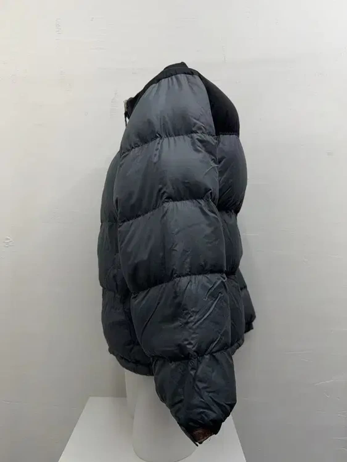 노스페이스 그레이 패딩 700 90 상품이미지2