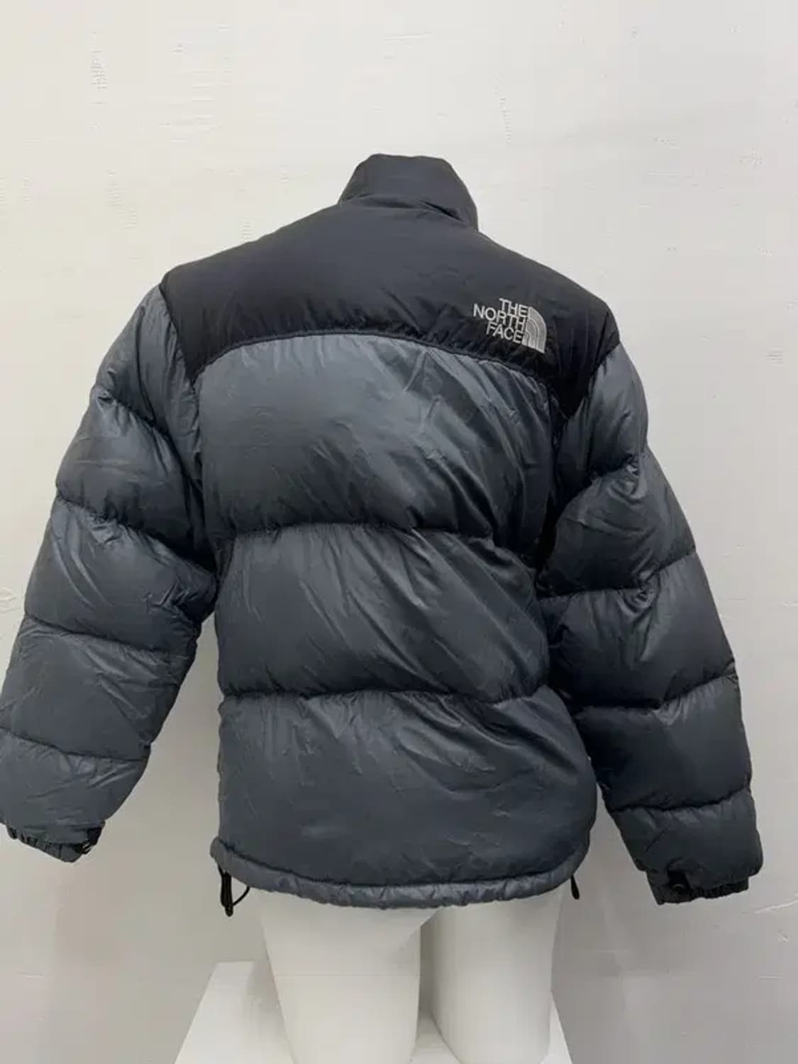 노스페이스 그레이 패딩 700 90 상품이미지9