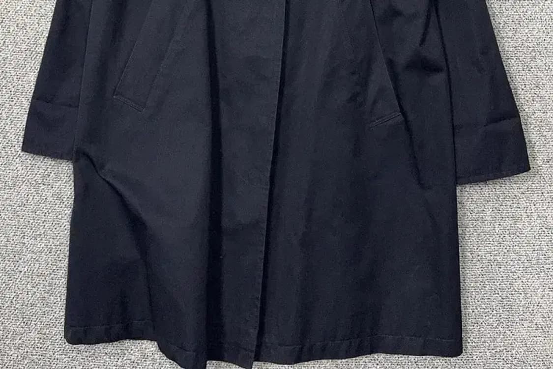 버버리 런던 네이비 클래식 빈티지 코트 L 상품이미지4