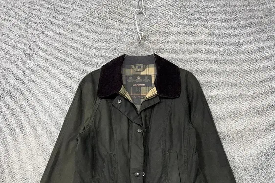 바버 여성 클래식 빈티지 왁스 자켓 55 상품이미지3