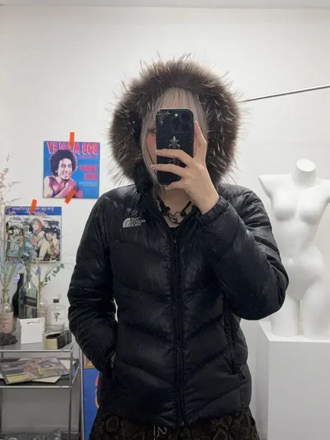 노스페이스 블랙 퍼패딩 M 상품이미지1