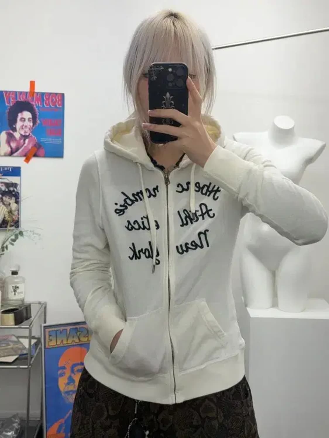 아베크롬비 프린팅 화이트 집업 M 상품이미지1