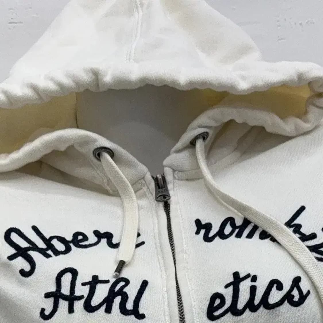 아베크롬비 프린팅 화이트 집업 M 상품이미지6