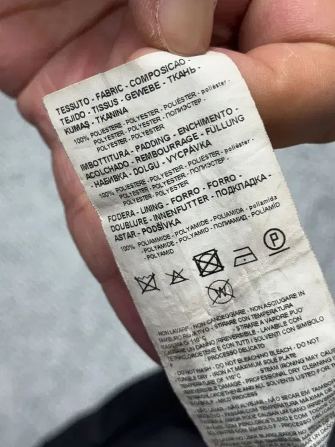 엠포리오 아르마니 블랙 누빔 패딩 점퍼 자켓 42 상품이미지8