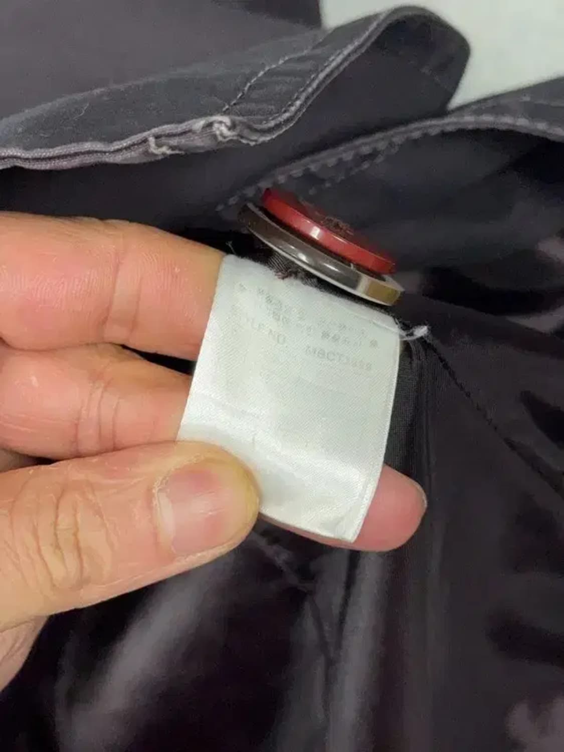 MCM 블랙 버튼 클래식 트렌치 코트 4 상품이미지8