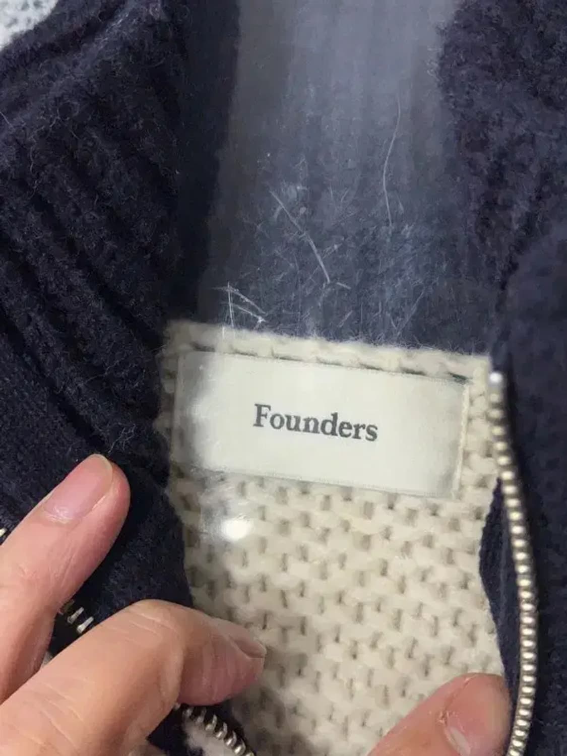 빈티지 패턴 크림 블랙 투톤 니트 집업 FREE 상품이미지6