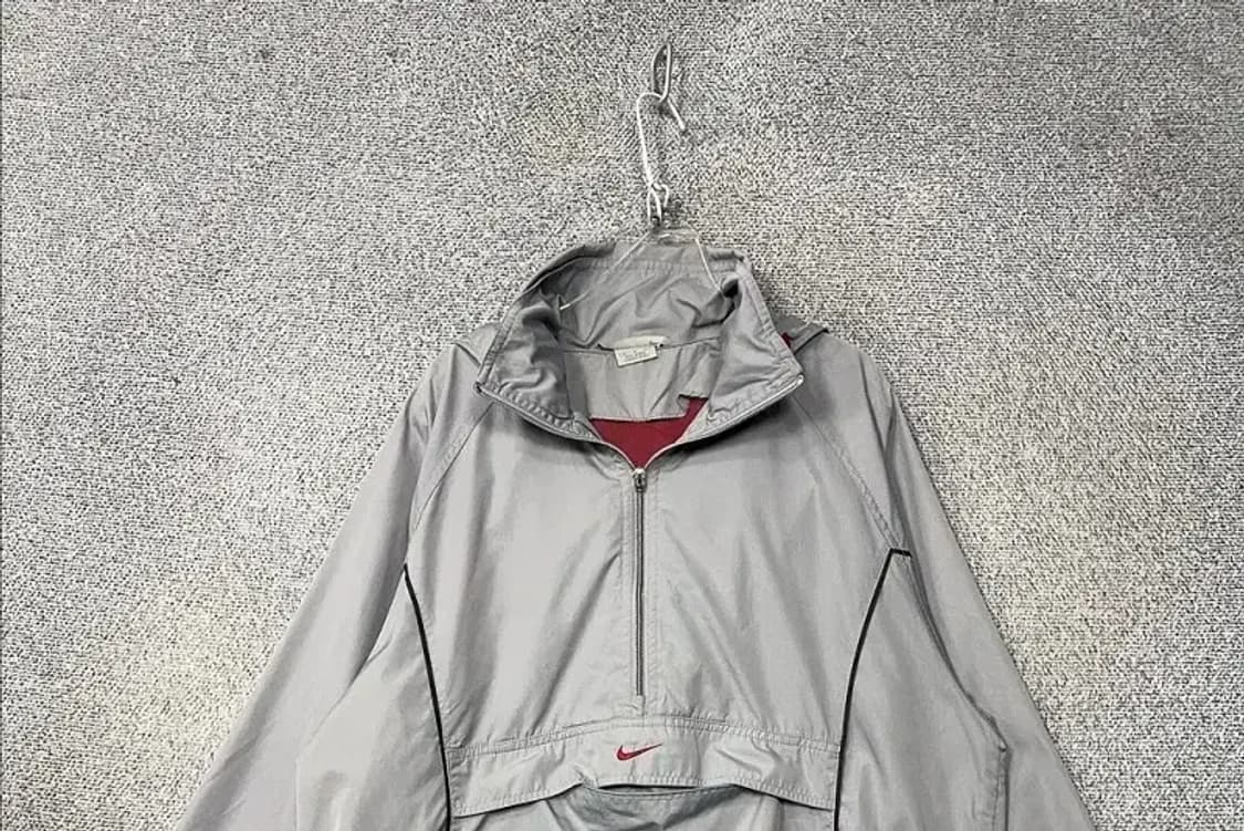 나이키 실버 센터 로고 올드스쿨 풀오버 바람막이 웜업 아노락 M 상품이미지3