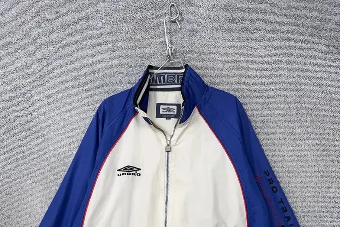 엄브로 올드스쿨 블루 화이트 투톤 바람막이 95(L) 상품이미지3