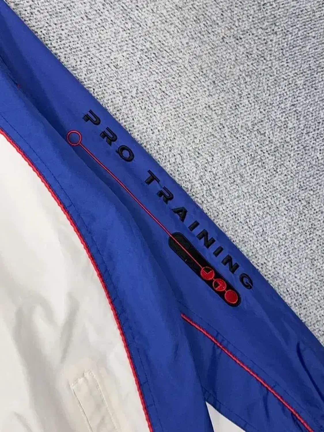 엄브로 올드스쿨 블루 화이트 투톤 바람막이 95(L) 상품이미지8