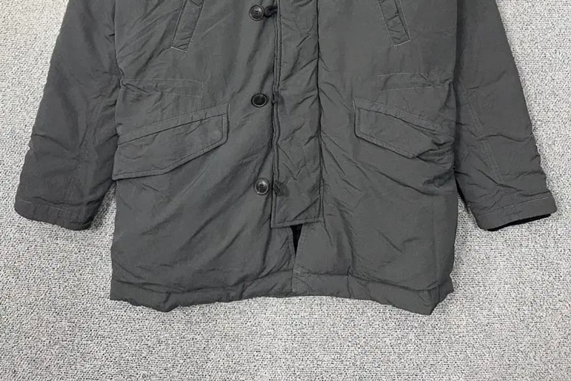 띠어리 그레이 버튼 다운 롱 패딩 S/P 상품이미지4