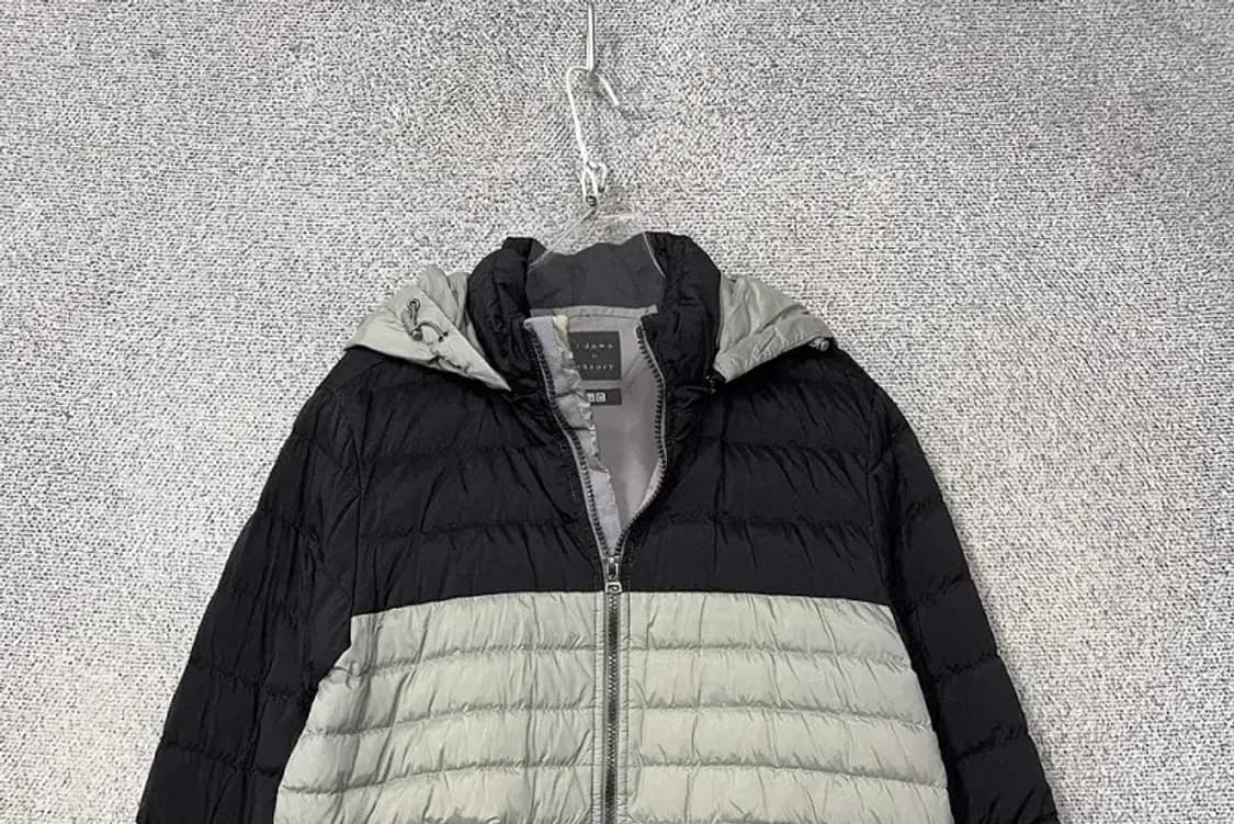 유니클로 띠어리 블랙 그레이 투톤 경량 패딩 S 165/84A 상품이미지3
