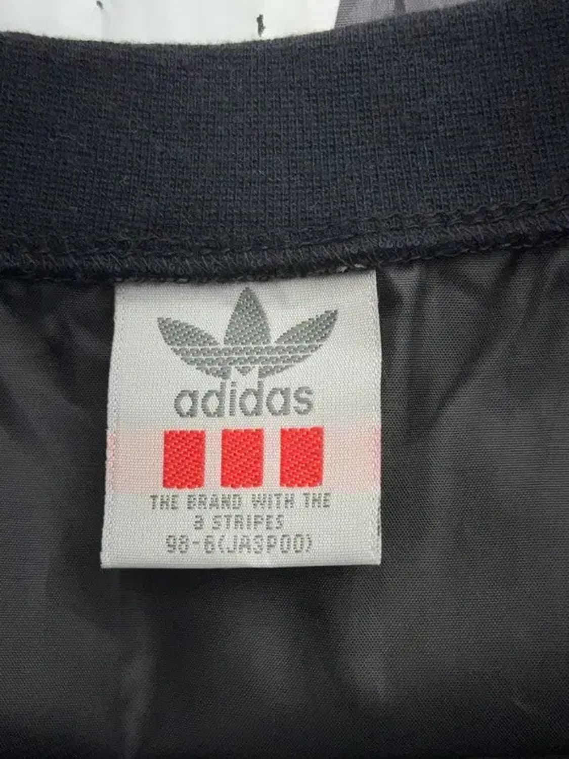 아디다스 블랙 유광 웜업 M 상품이미지10