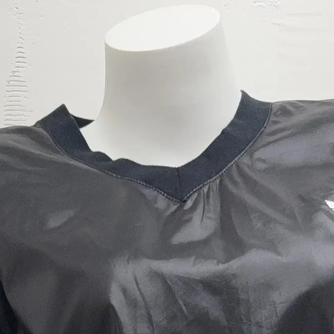 아디다스 블랙 유광 웜업 M 상품이미지4