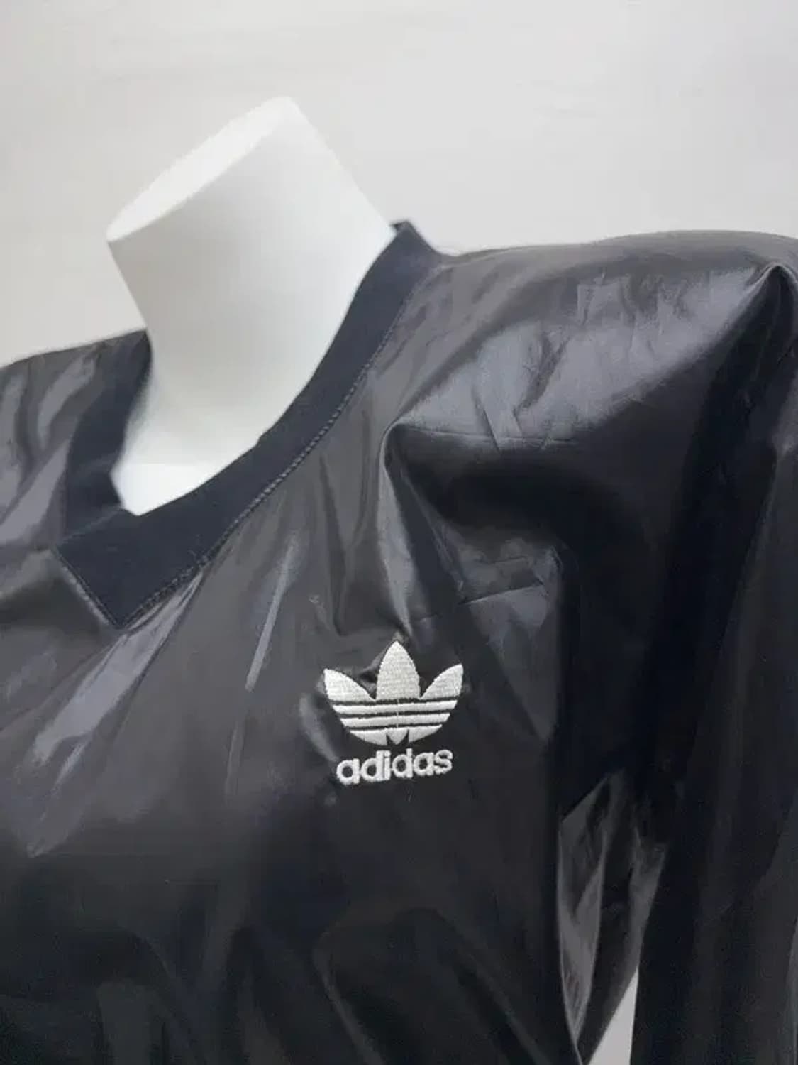 아디다스 블랙 유광 웜업 M 상품이미지7